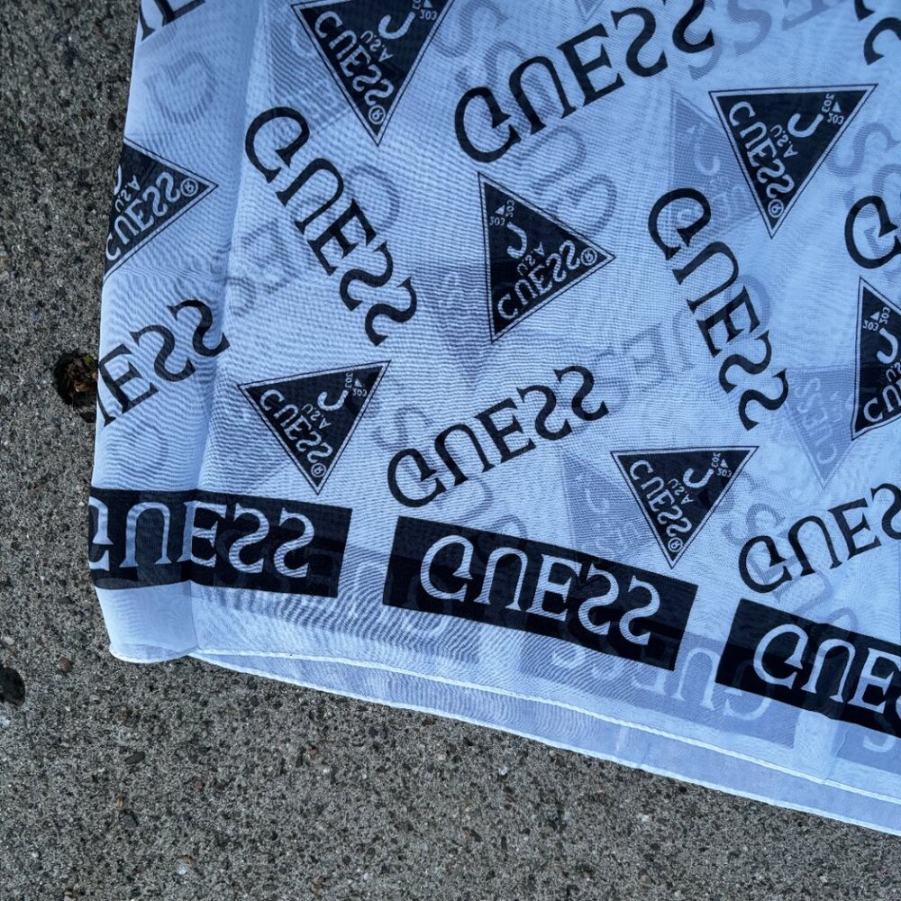 Guess Scarf - Picture 2 of 5